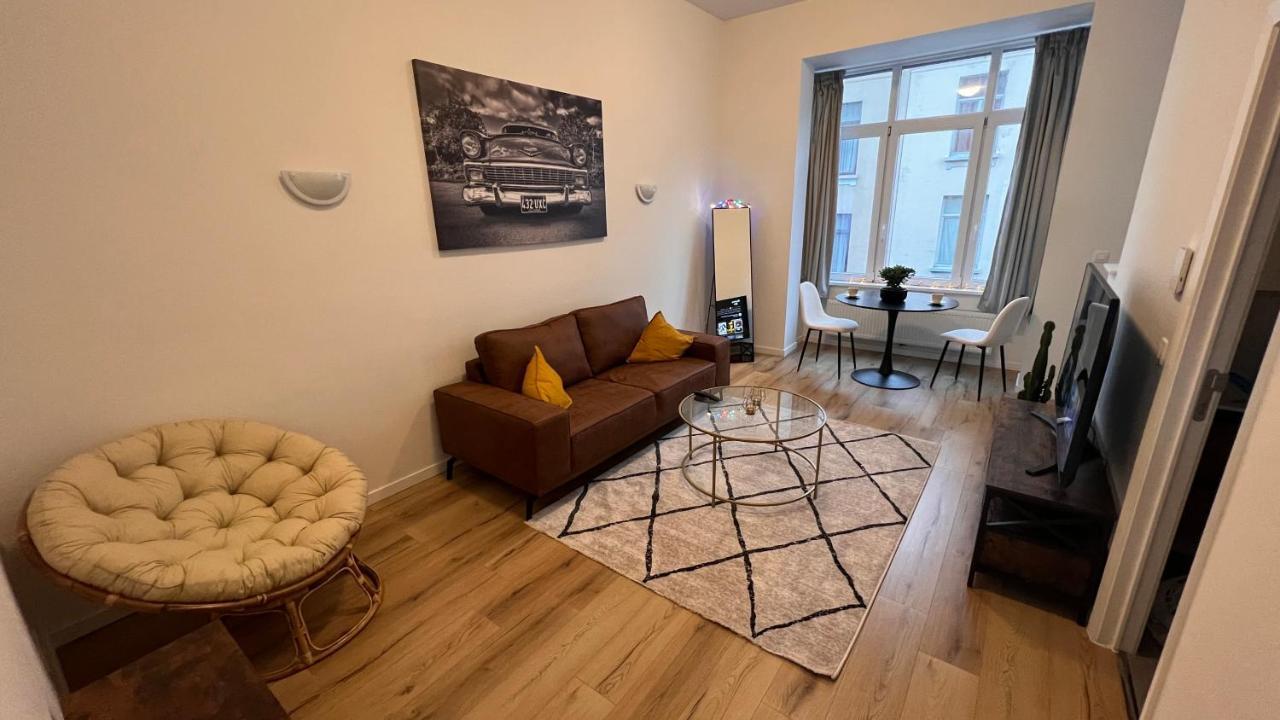 Cozy South-Up And Ground Daire Brüksel Dış mekan fotoğraf